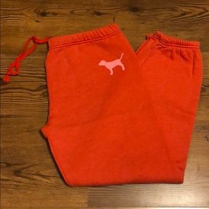 Victoria’s Secret Pink lounge/sweat pants ✨